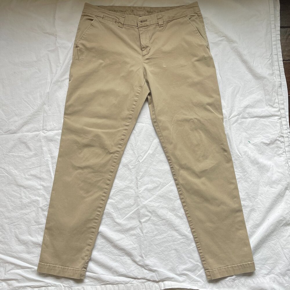 GAP Broken in Straight Khakis, Size 12